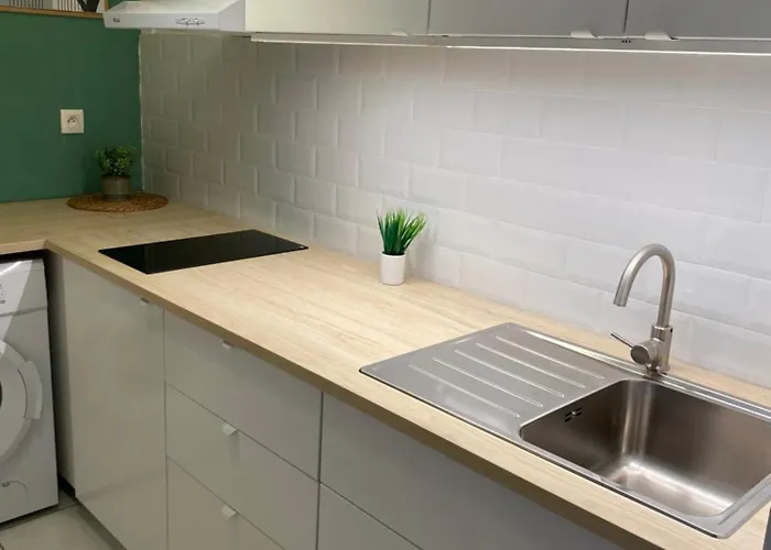 Port-en-bessin Proche *